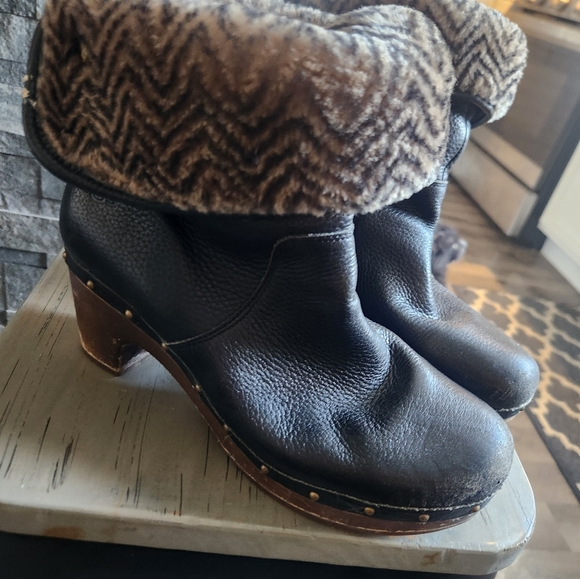 Ugg Australia Cora Leather Fold Over shearling Boots 2 in 1 look!! - Picture 11 of 12